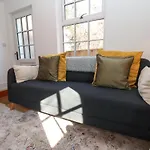 Tate 惠特比